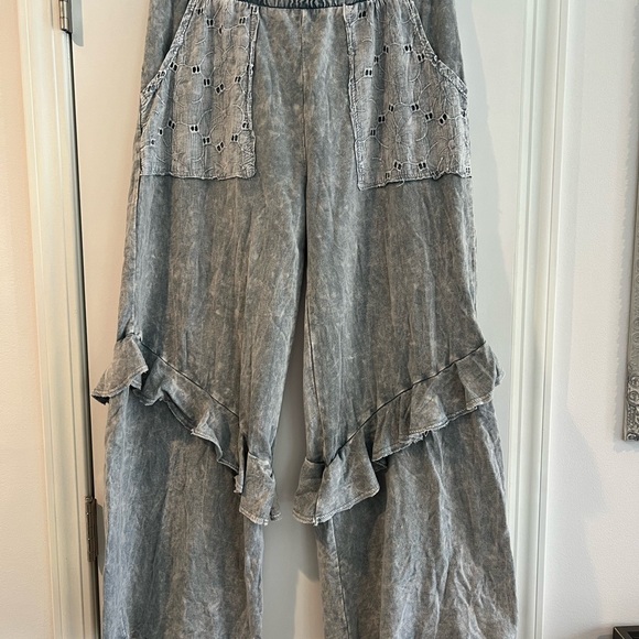 Women’s Wide Leg Ruffle Pants in Washed Gray - Picture 2 of 9